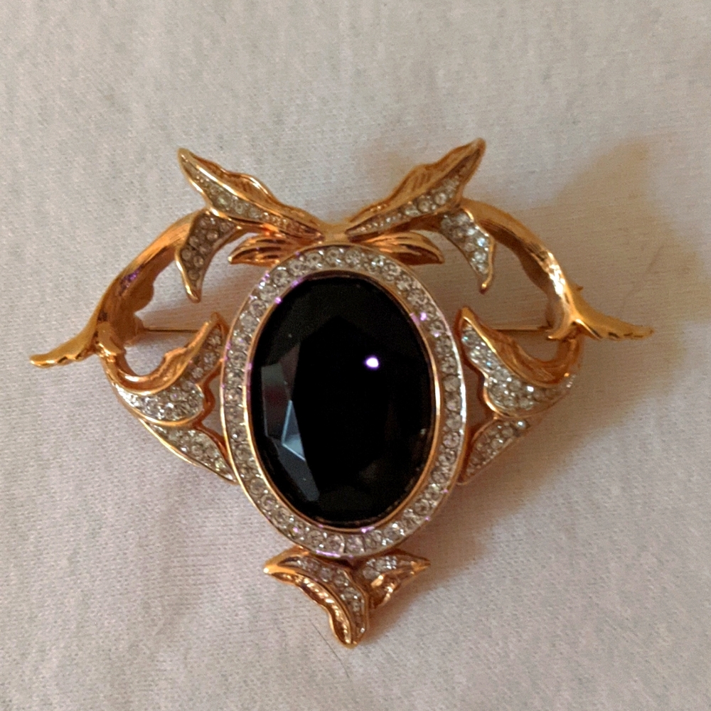Vintage DSCo Brooch